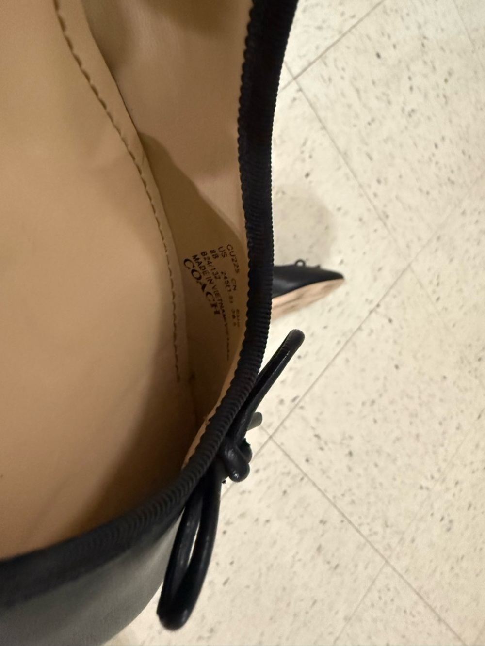Coach Black Leather Ballet Heels with Bow and Gold 'C' Accent - Picture 5 of 9